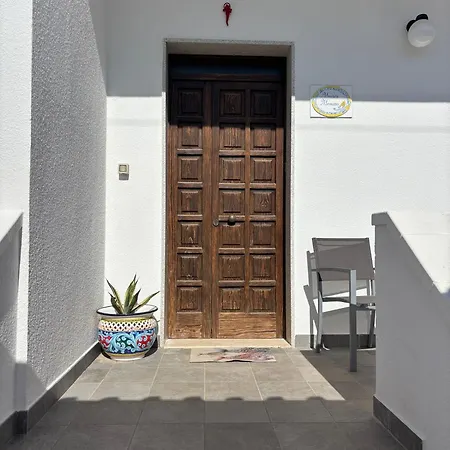 Maison Monica